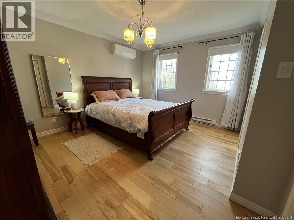20 Linden Crescent - 28