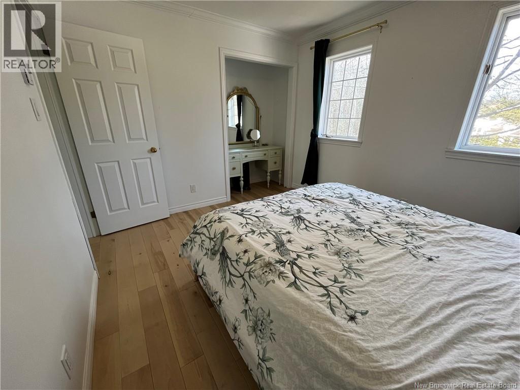 20 Linden Crescent - 37