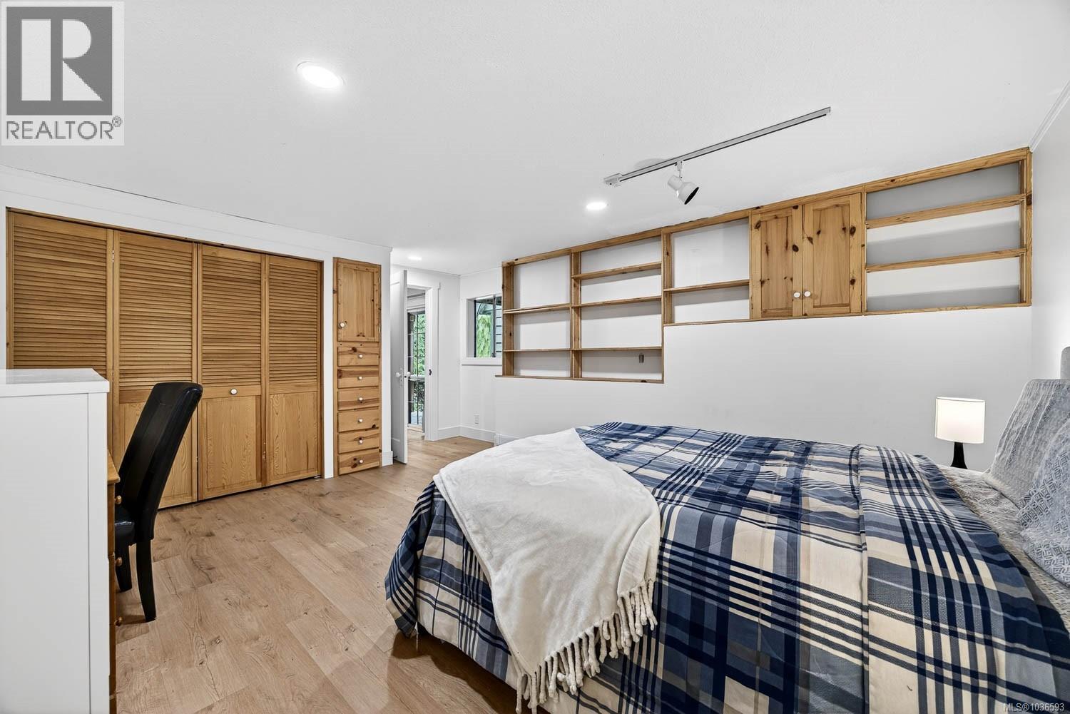 110 Forest Hill Pl - 33