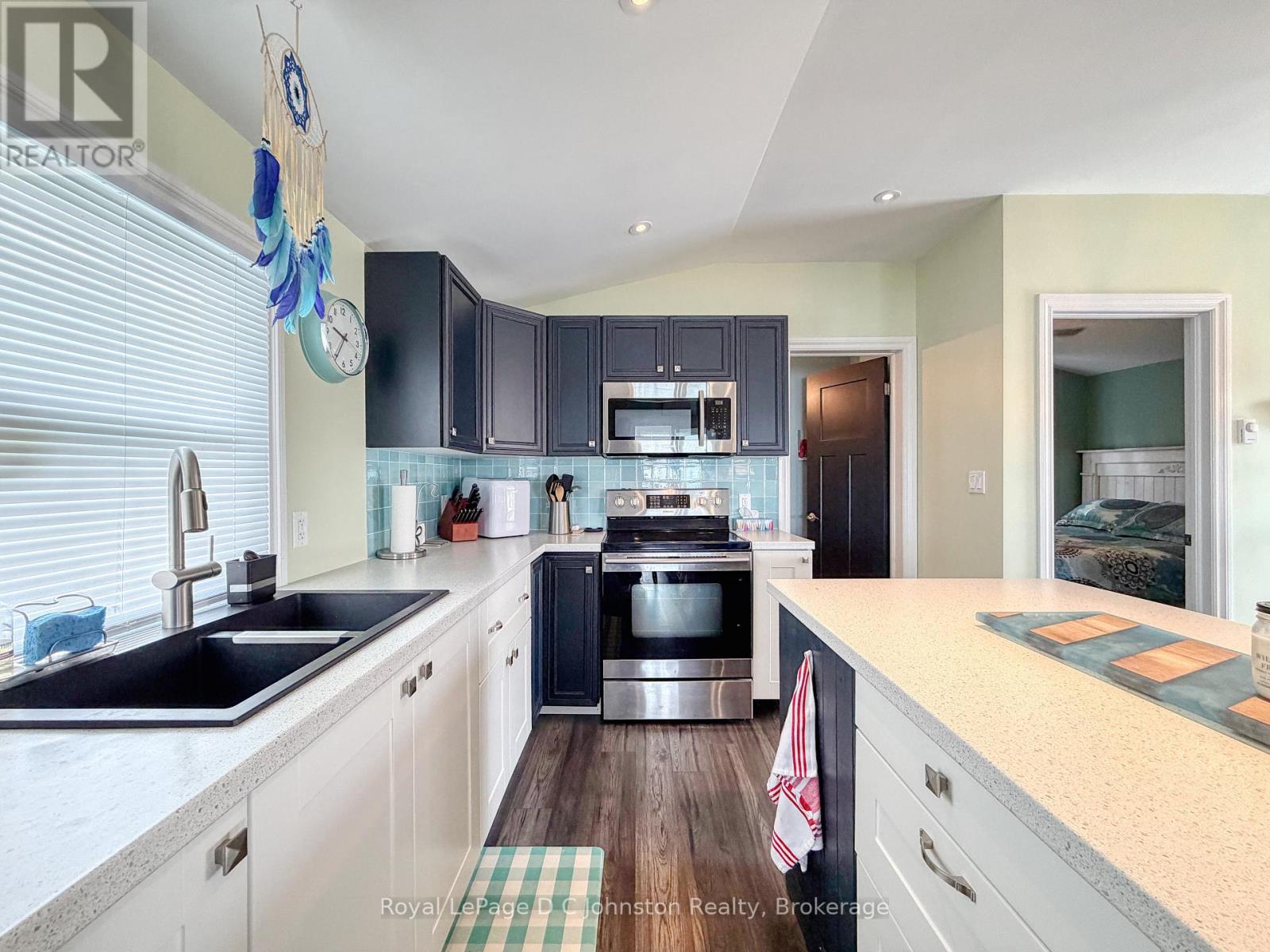 493 BRUCE ROAD #13 ROAD - 16