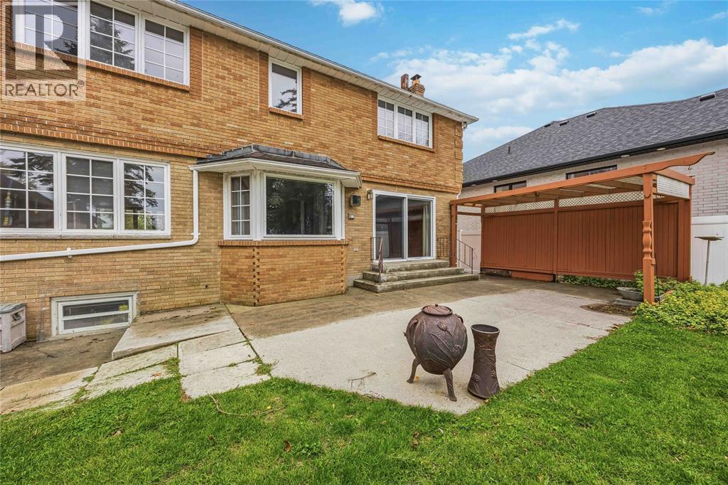 2088 LAKESHORE ROAD - 41