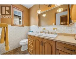 2088 Lakeshore Road, Sarnia, ON N7T7H6 Photo 22