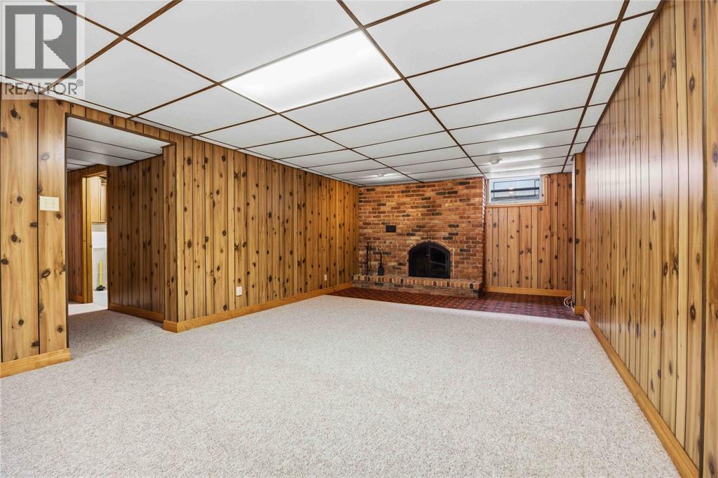 2088 LAKESHORE ROAD - 39