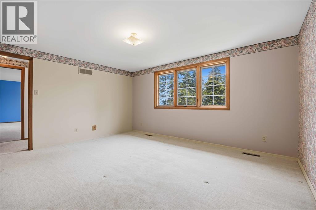 2088 LAKESHORE ROAD - 30