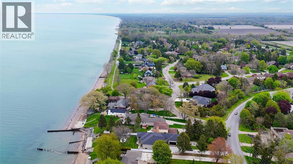 2088 LAKESHORE ROAD - 45