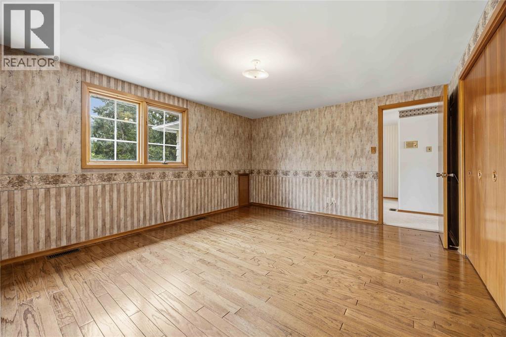 2088 LAKESHORE ROAD - 28