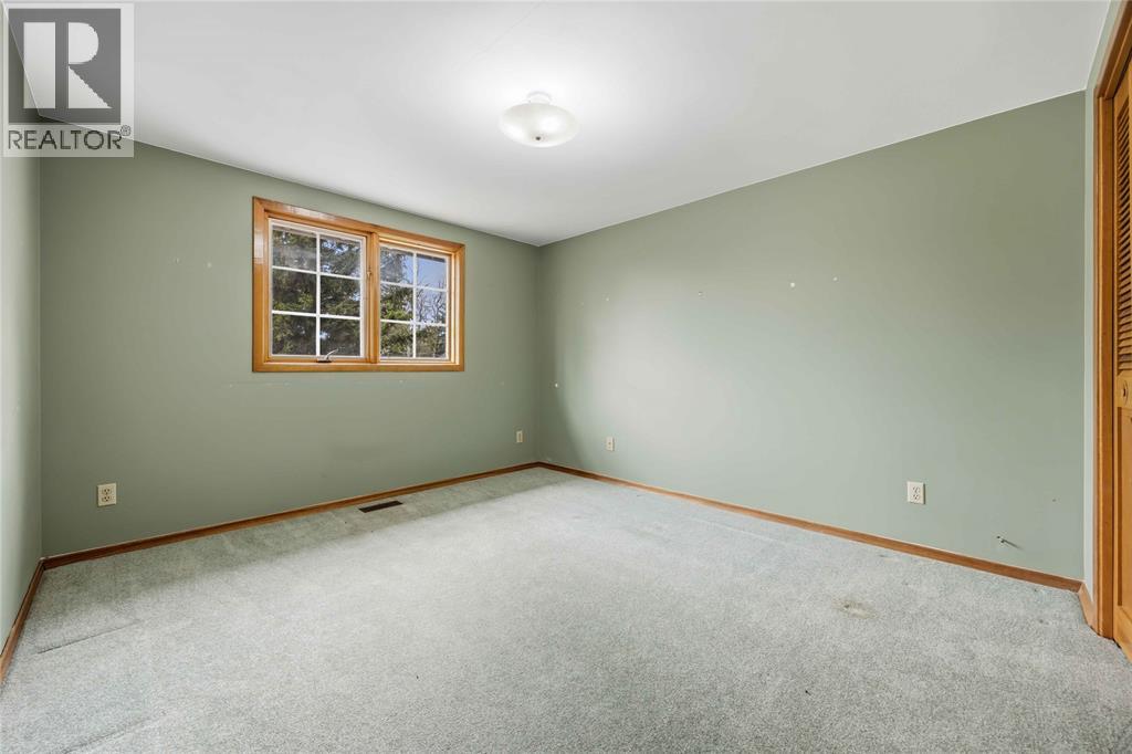 2088 LAKESHORE ROAD - 23