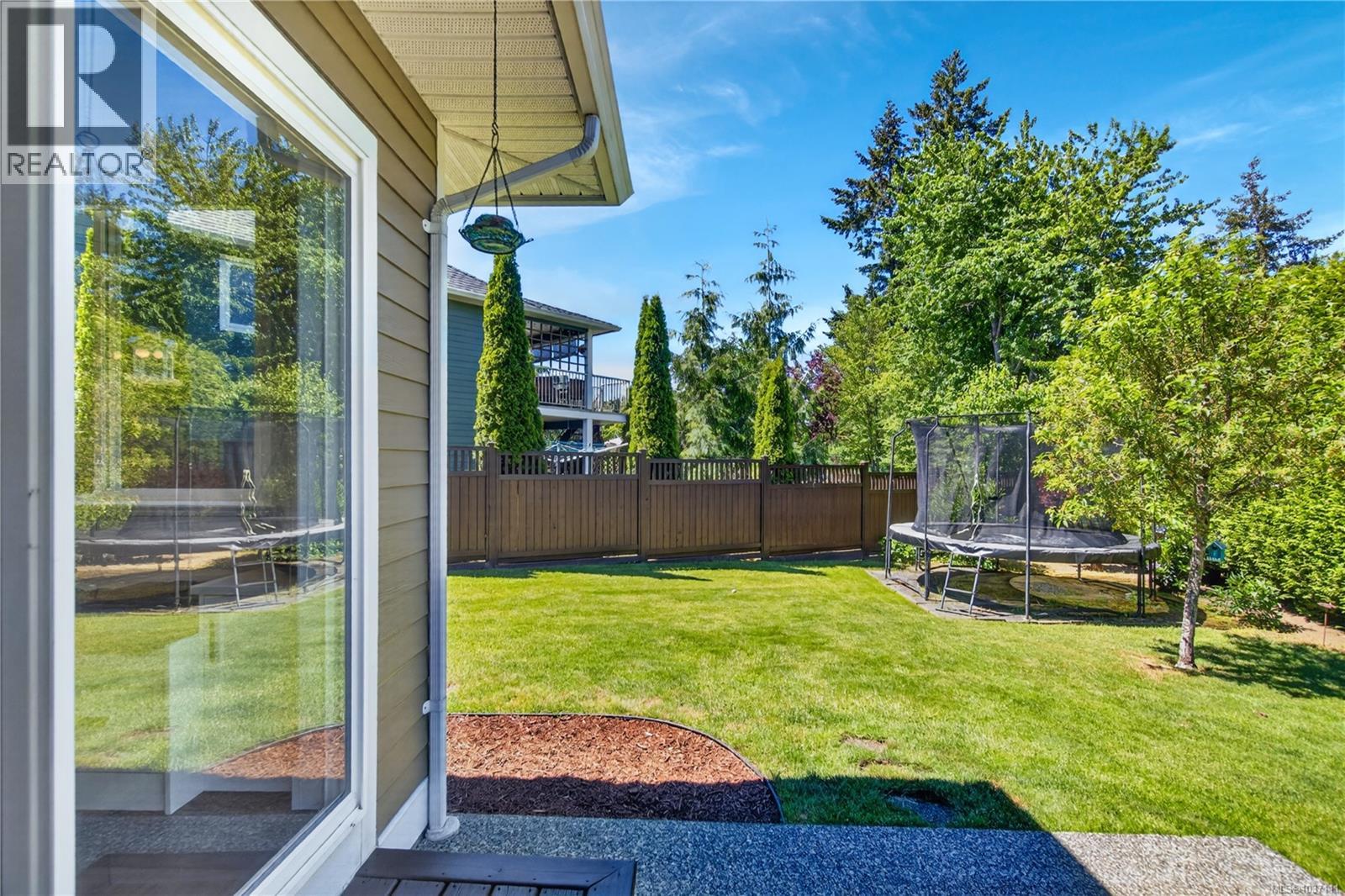 5547 Sunridge Pl, Nanaimo