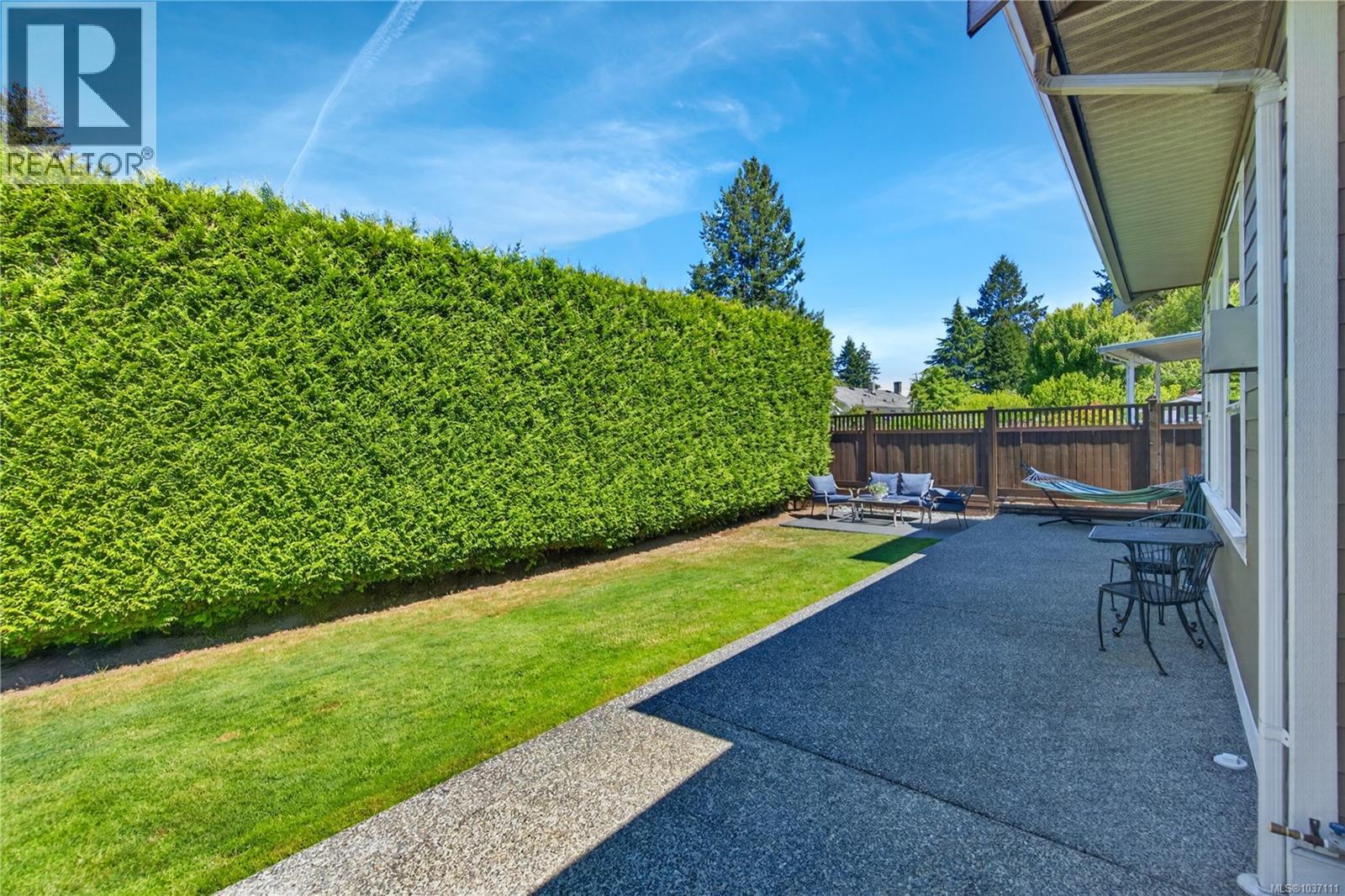 5547 Sunridge Pl, Nanaimo