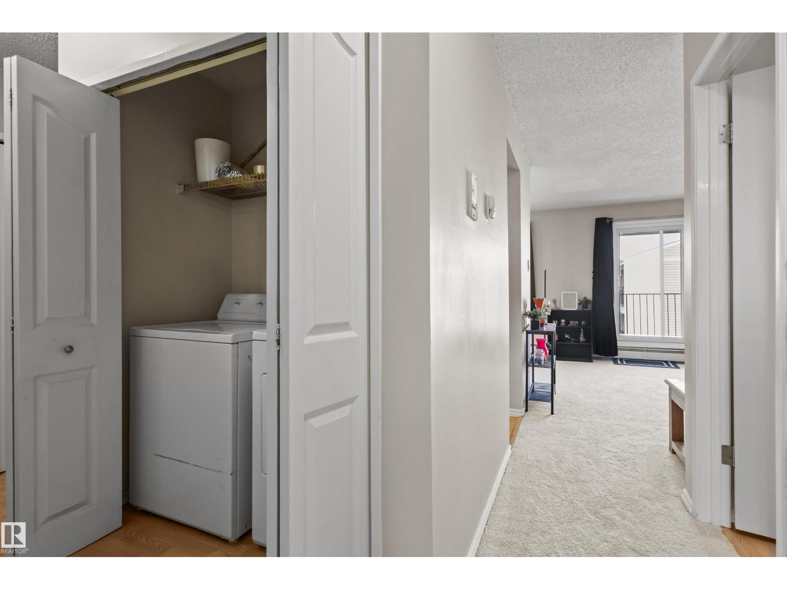 #6 3803 76 ST NW - 17