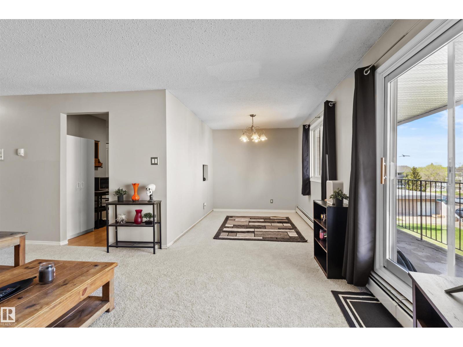 #6 3803 76 ST NW - 7
