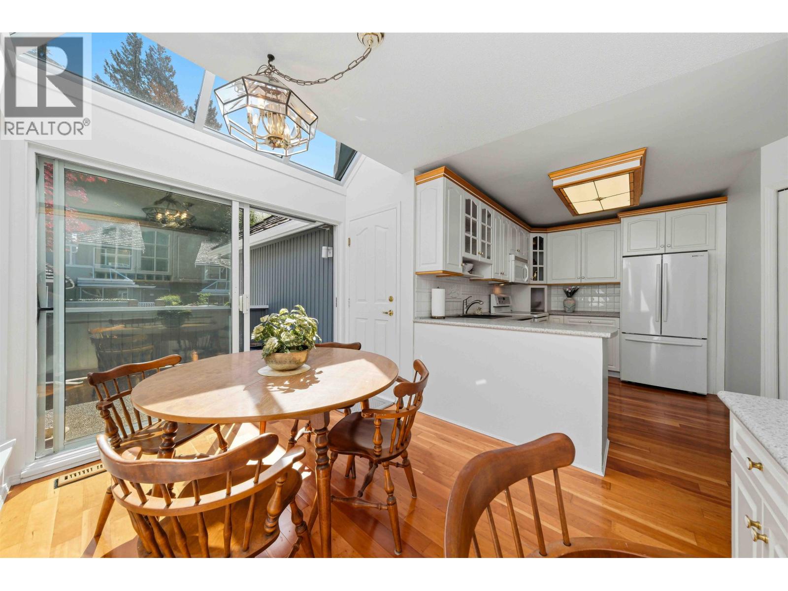 5 1925 INDIAN RIVER CRESCENT, North Vancouver