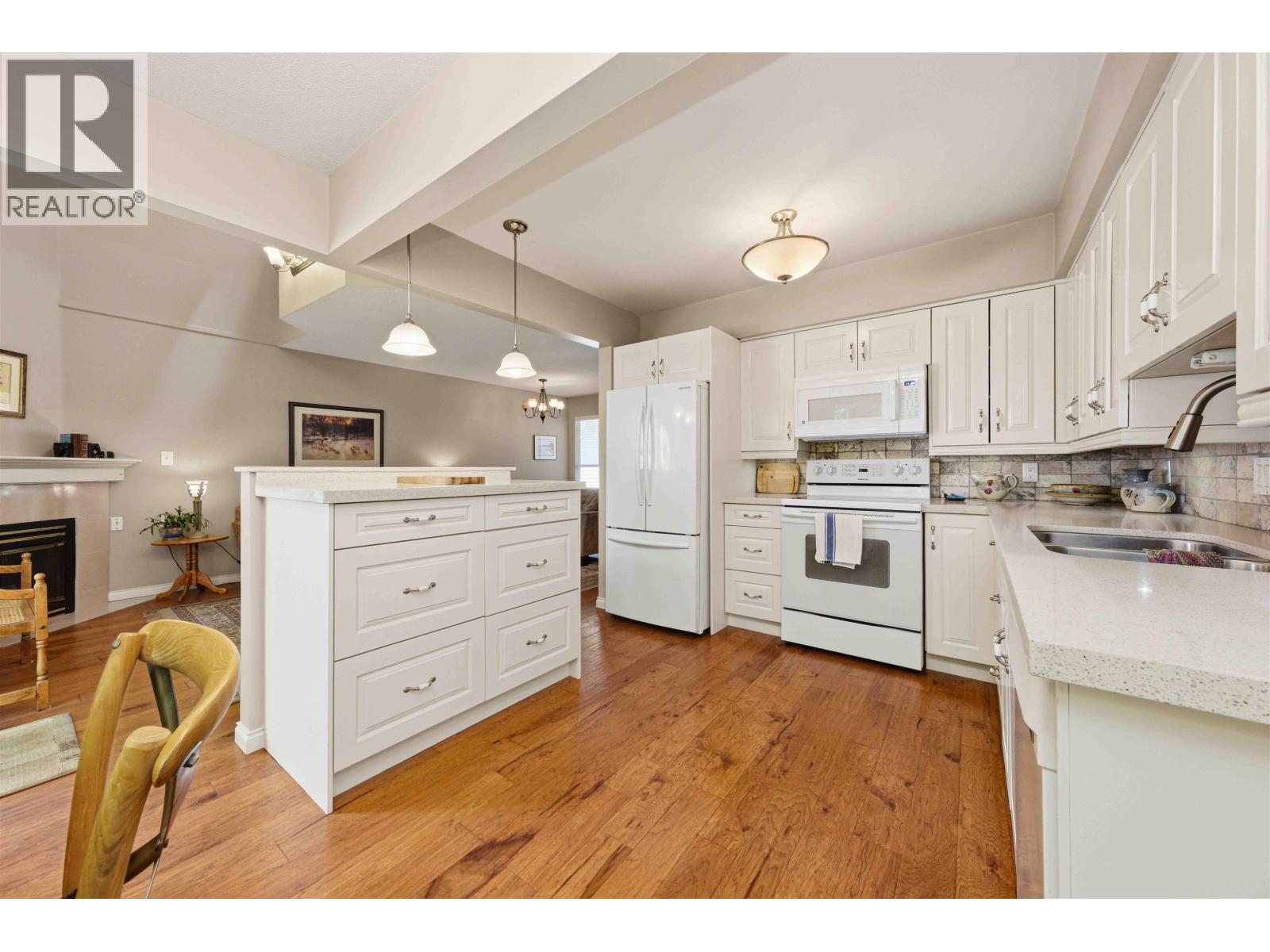 45 650 ROCHE POINT DRIVE, North Vancouver
