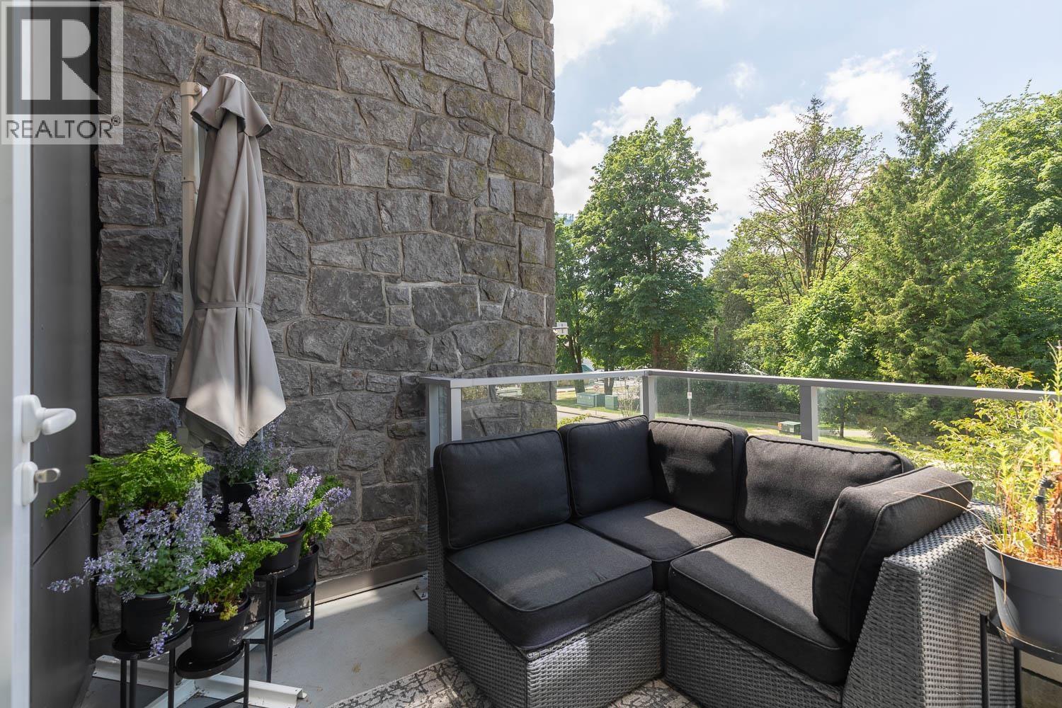 105 680 SEYLYNN CRESCENT, North Vancouver