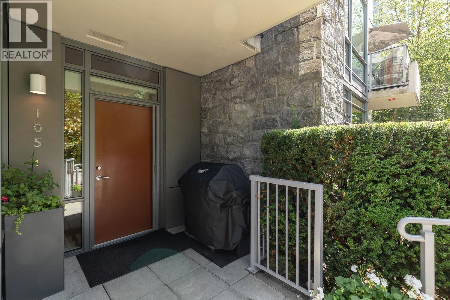 105 680 SEYLYNN CRESCENT, North Vancouver
