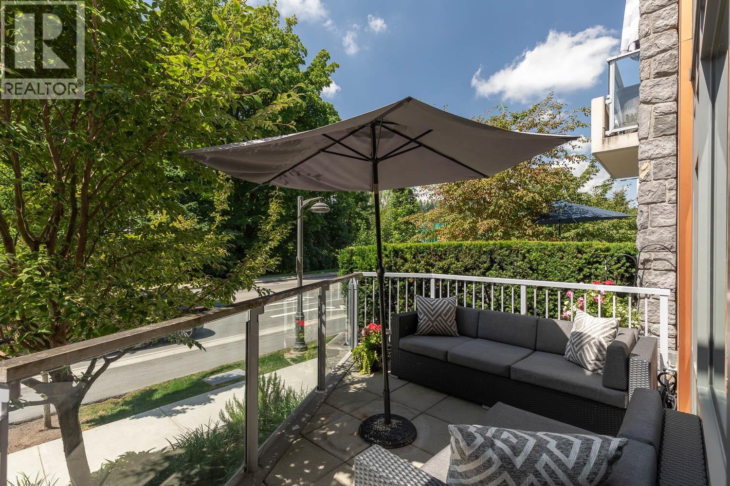 105 680 SEYLYNN CRESCENT, North Vancouver