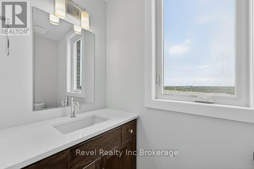 327 KADING CRESCENT - 18