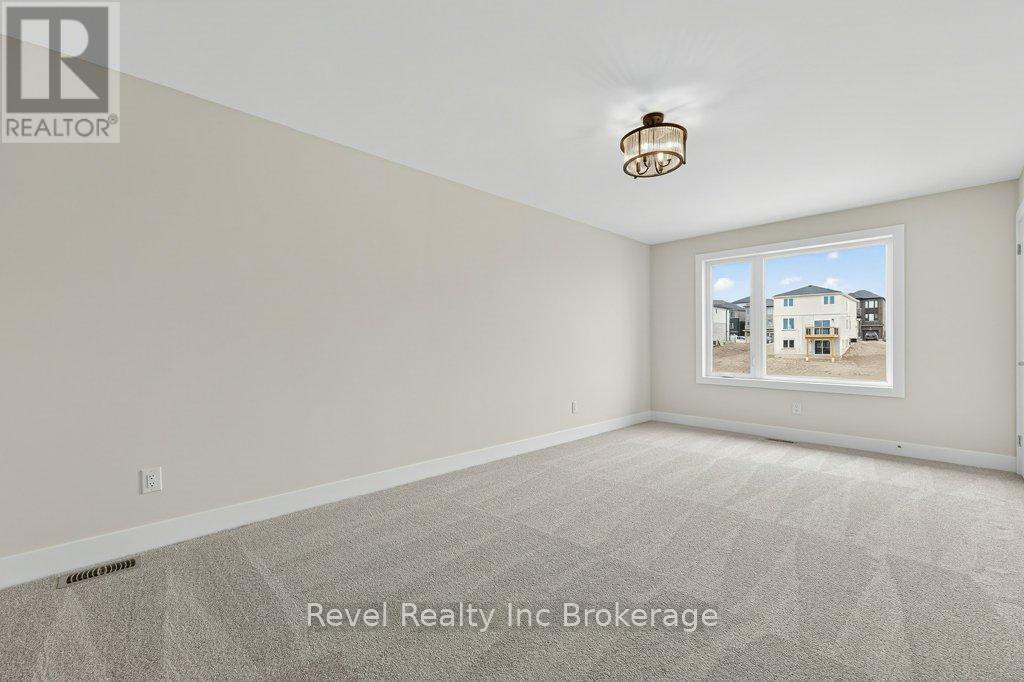 327 KADING CRESCENT - 21