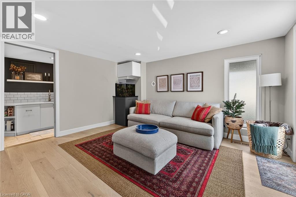 342 MEADOW WOOD Lane - 26