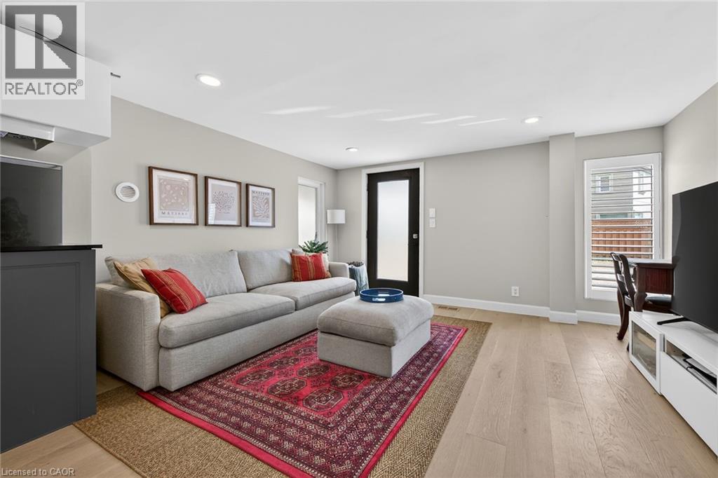 342 MEADOW WOOD Lane - 27