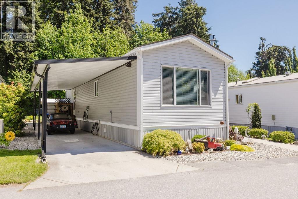 13 4496 SUNSHINE COAST HIGHWAY, Sechelt