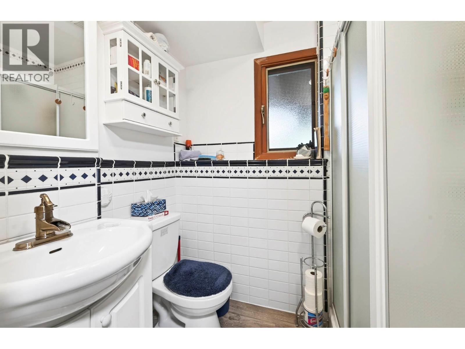 293 Robson Drive - 24