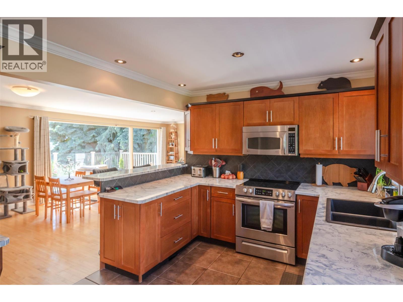  808 Vedette Drive, Penticton