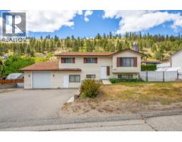 12608 Ganzeveld Avenue, Summerland
