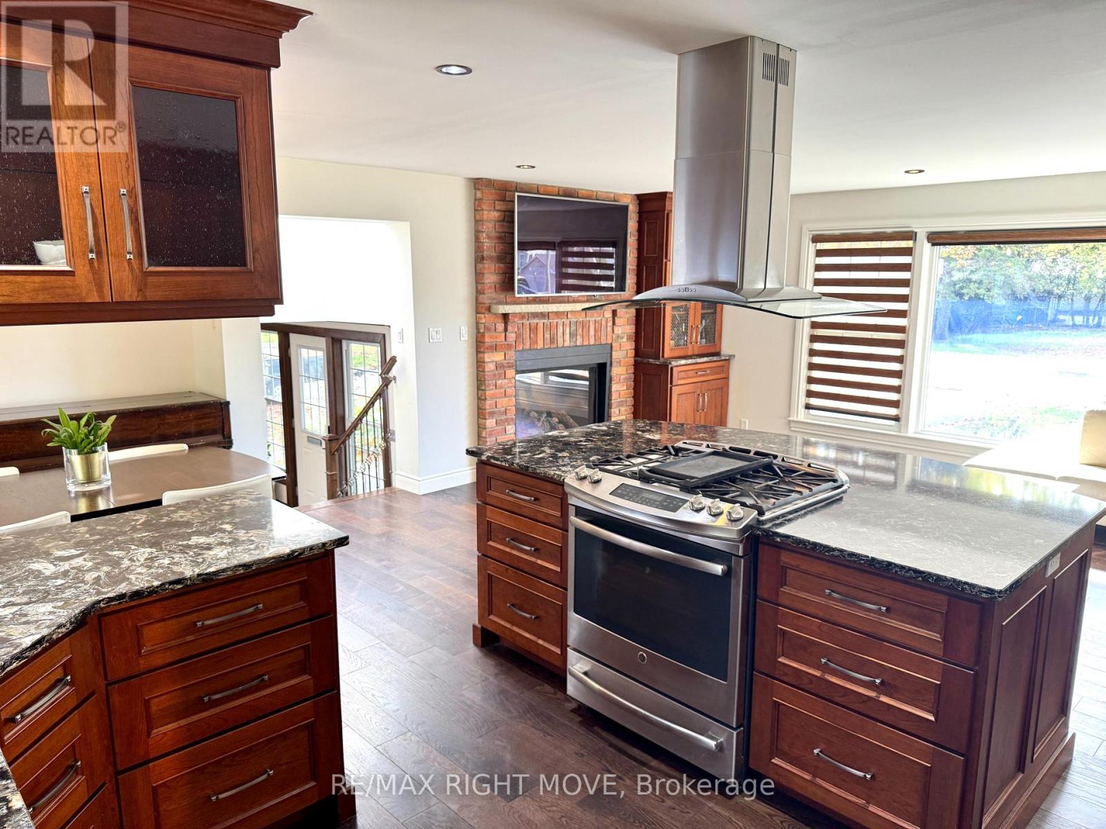 234 OAK STREET - 13