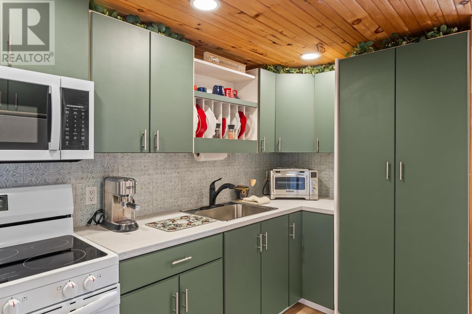 56 Spruce Lane - 5