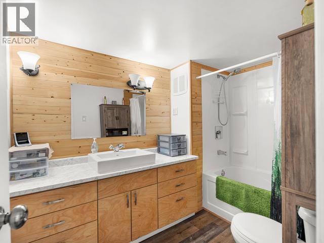 1-200 LOBIRD ROAD - 18