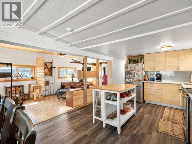1-200 LOBIRD ROAD - 8