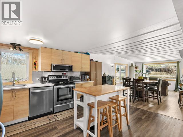 1-200 LOBIRD ROAD - 9