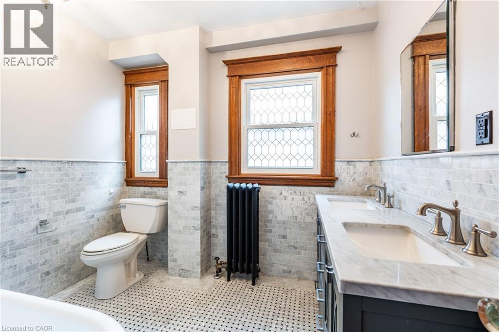 137 SHERMAN Avenue S, Hamilton, Ontario, L8M2R1 — Photo 30