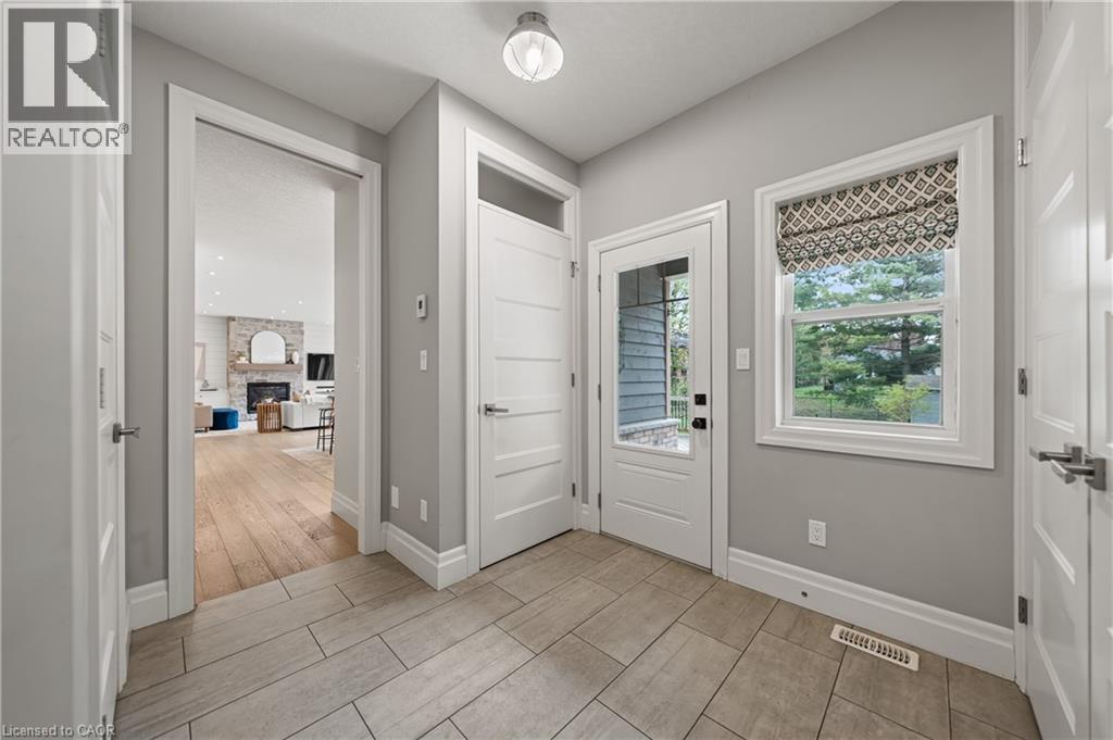 303 CASTLEFIELD Avenue, Waterloo, Ontario, N2K2M4 — Photo 7