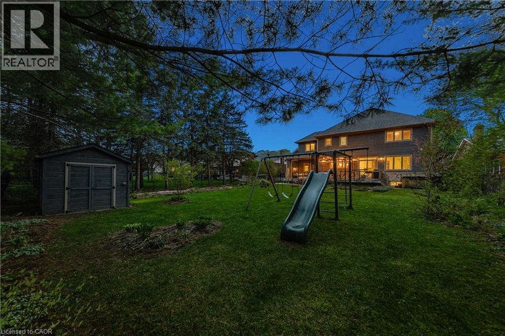 303 CASTLEFIELD Avenue, Waterloo, Ontario, N2K2M4 — Photo 4