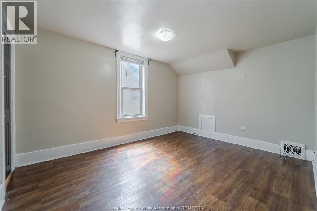 1135 Janette AVENUE, Windsor, Ontario, N9A5A6 — Photo 2