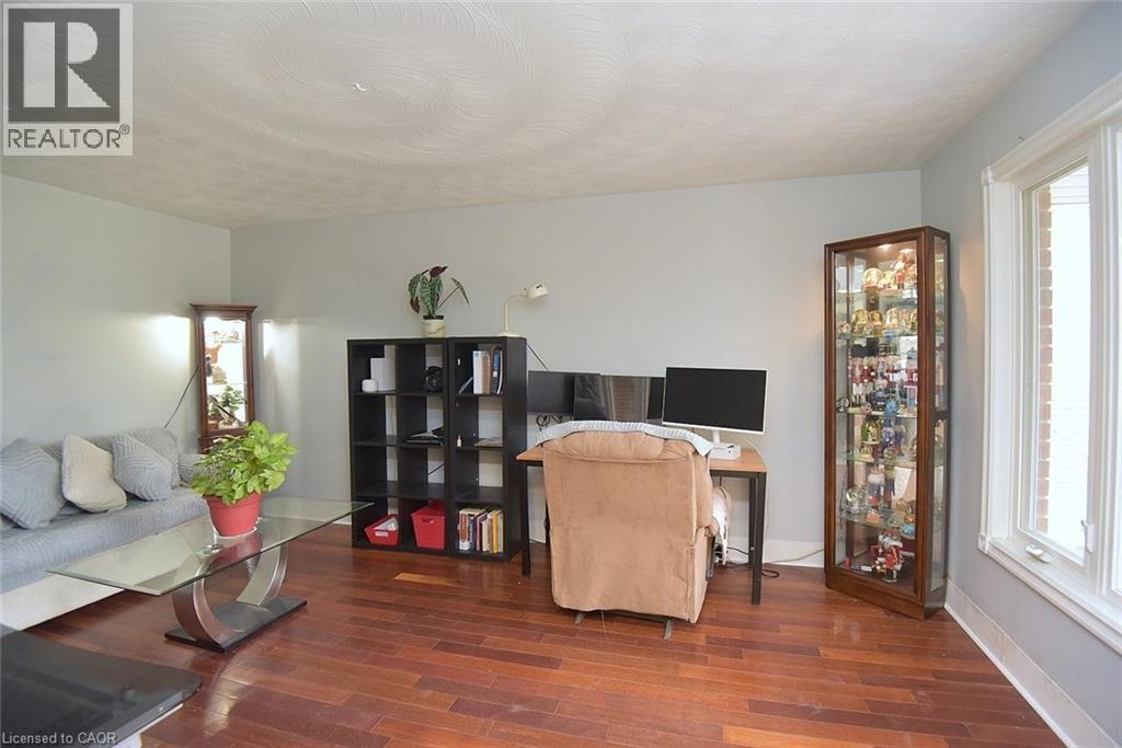 126 BASTILLE Street - 11