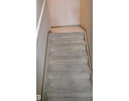 4 Amberly Ct Nw, Edmonton, AB T5A2H9 Photo 9
