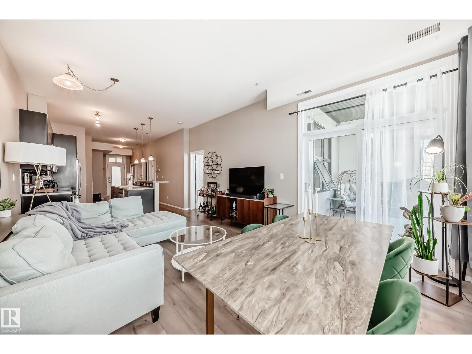 #216 10531 117 ST NW - 12