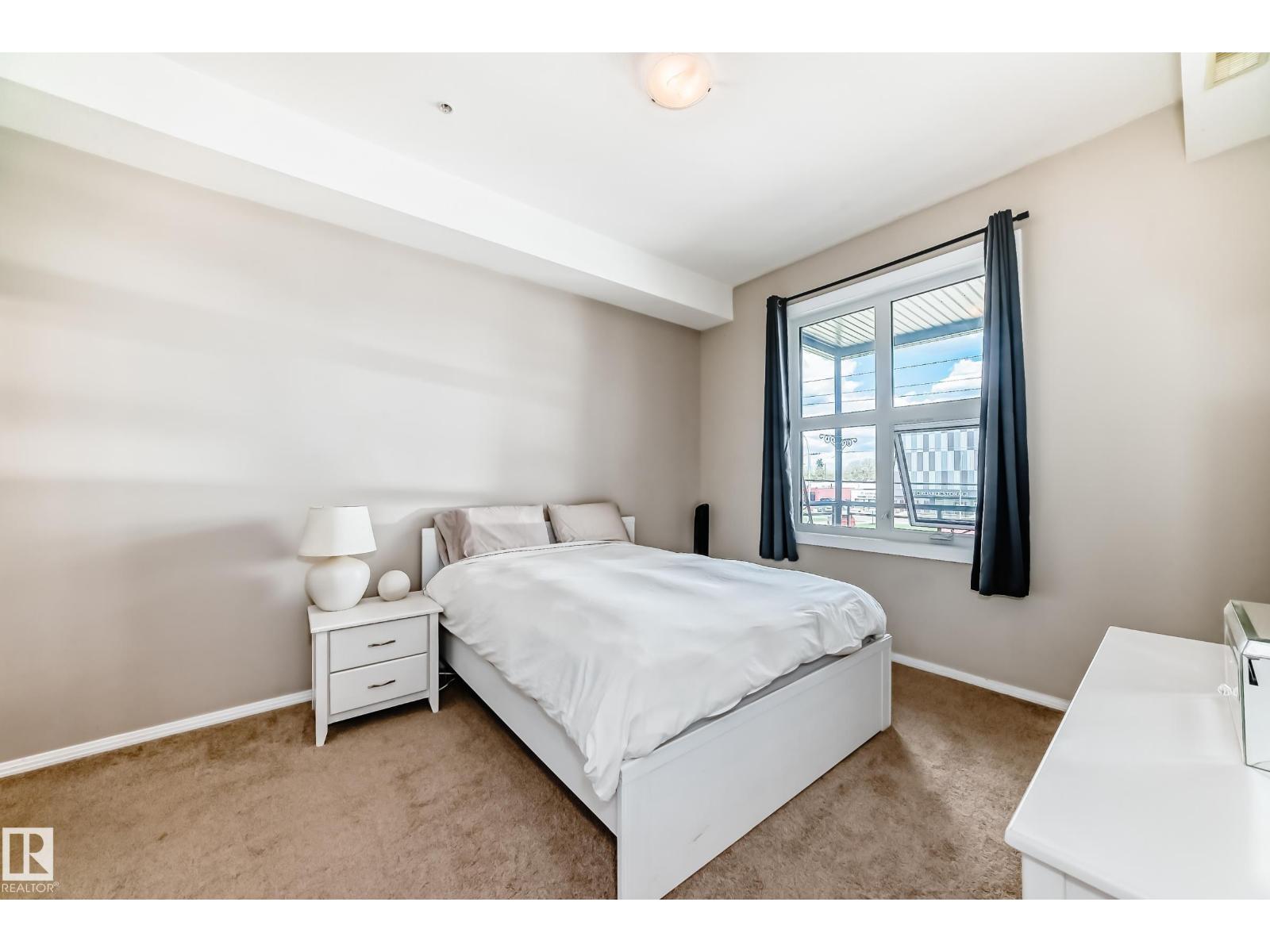 #216 10531 117 ST NW - 17