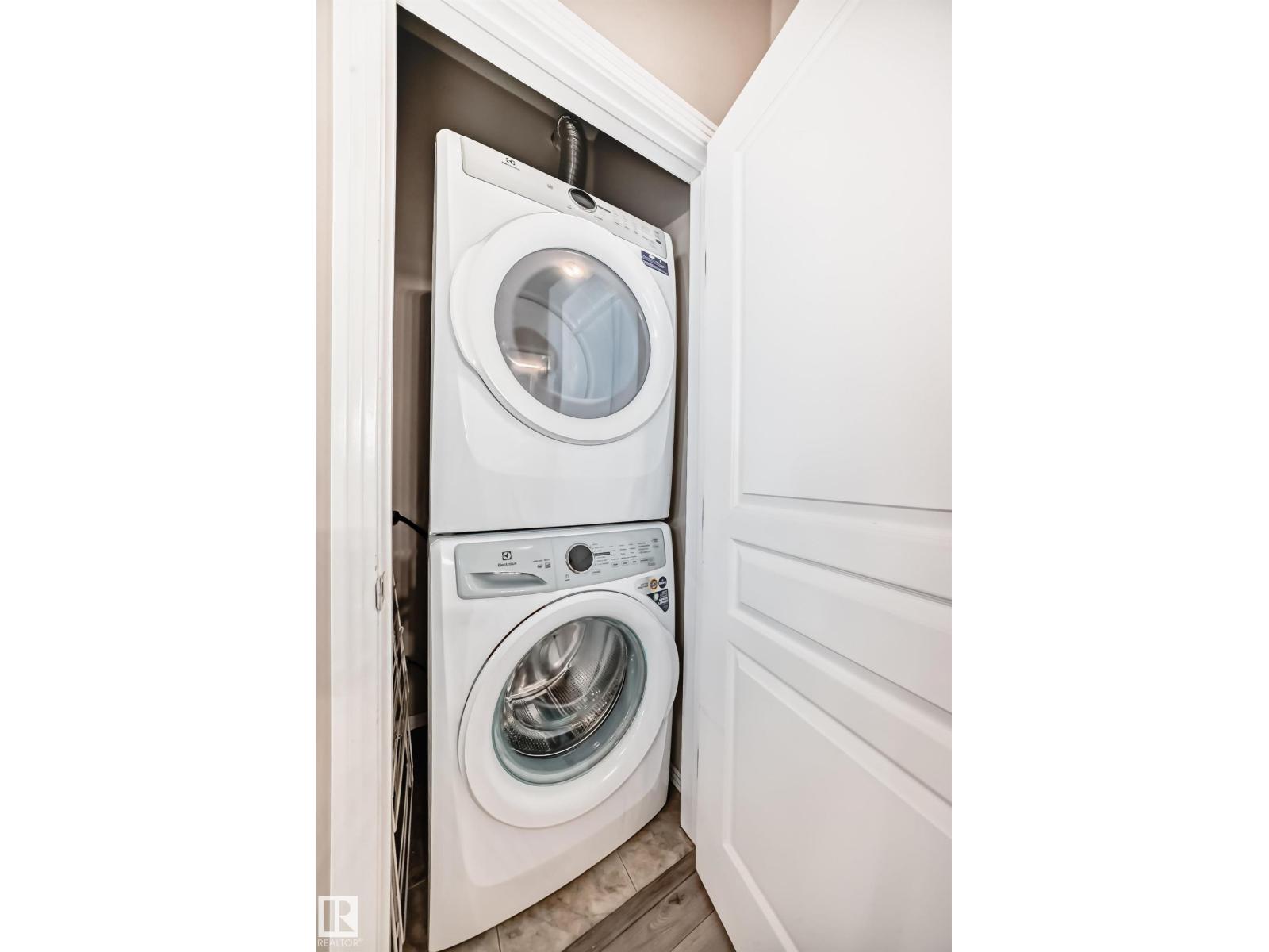 #216 10531 117 ST NW - 22