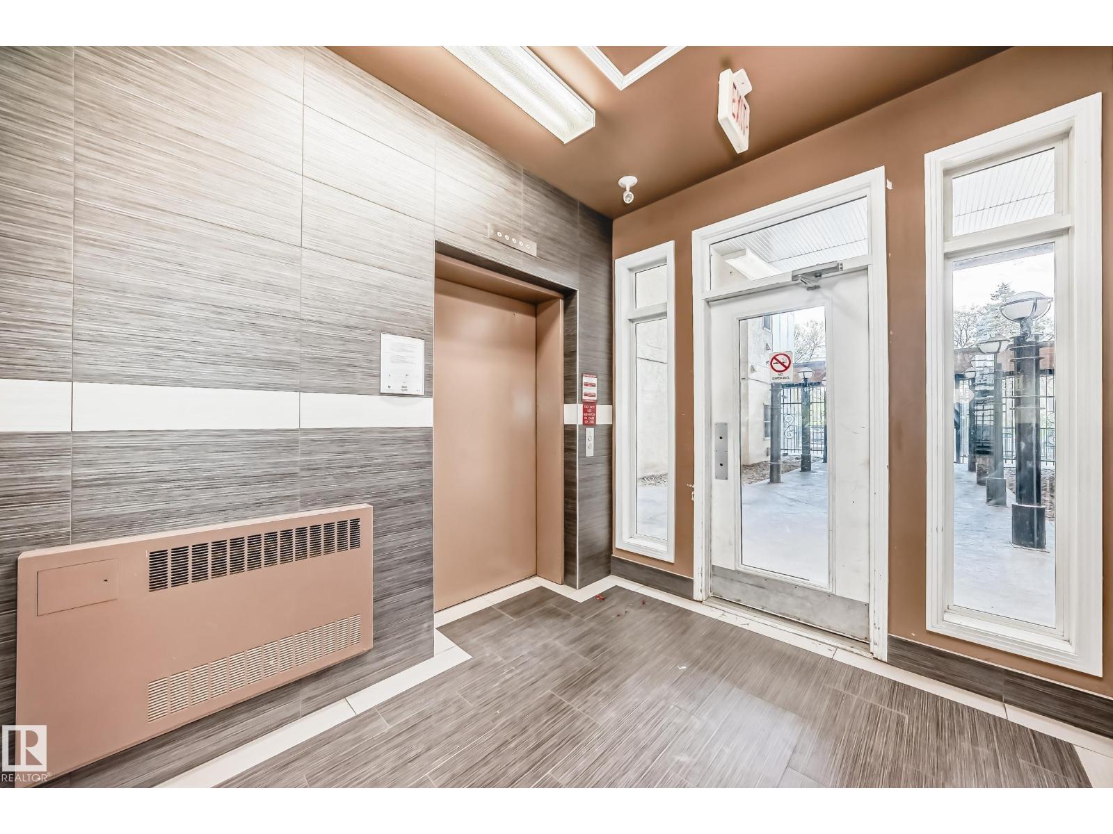 #216 10531 117 ST NW - 29