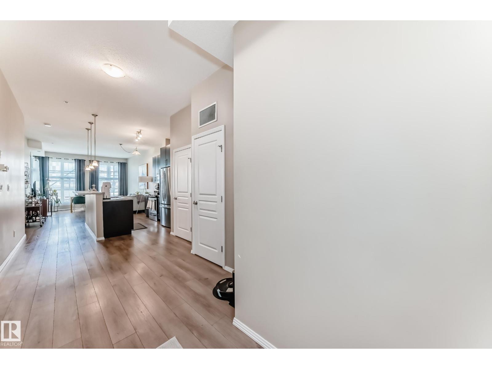 #216 10531 117 ST NW - 6