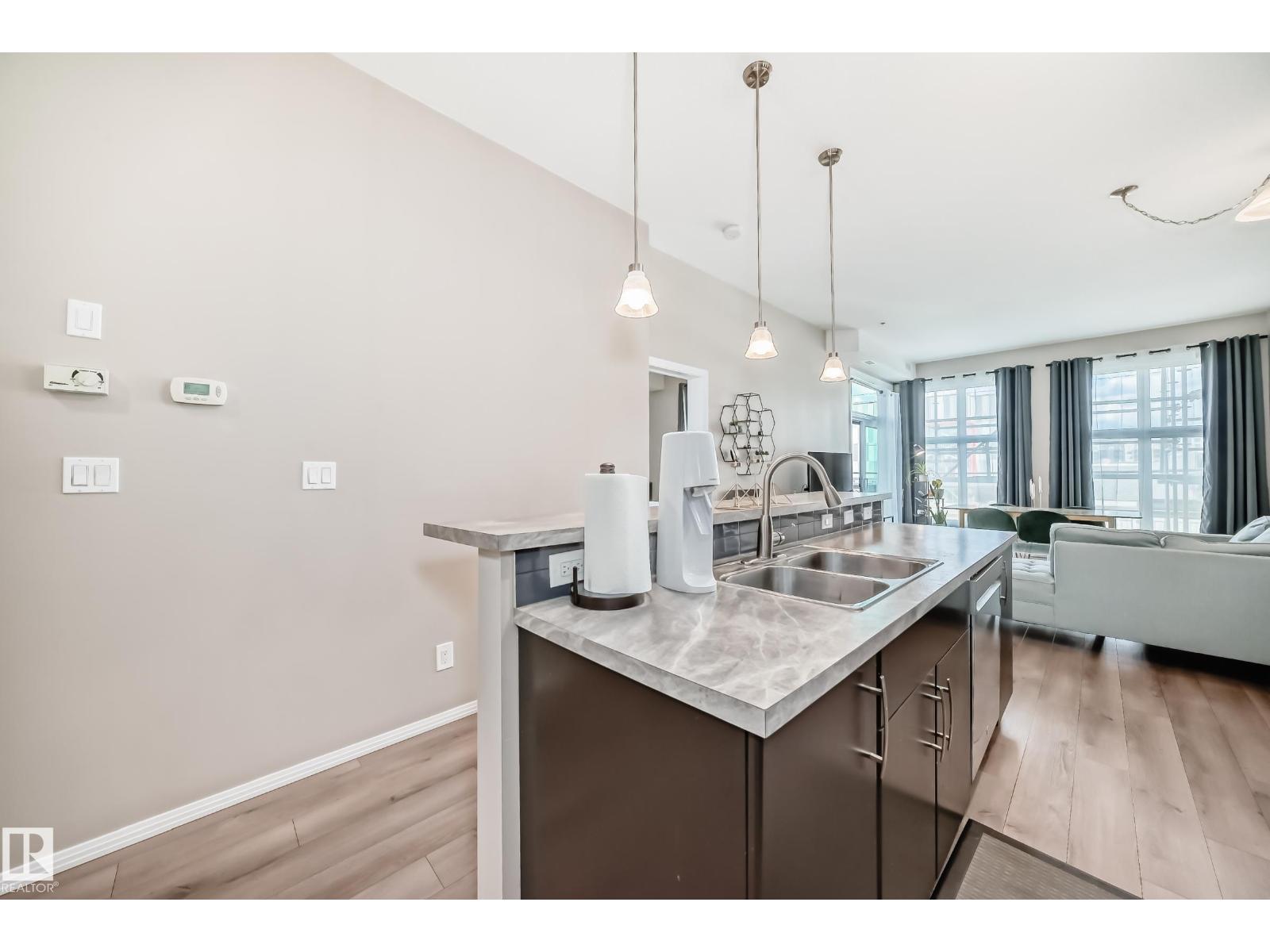 #216 10531 117 ST NW - 9
