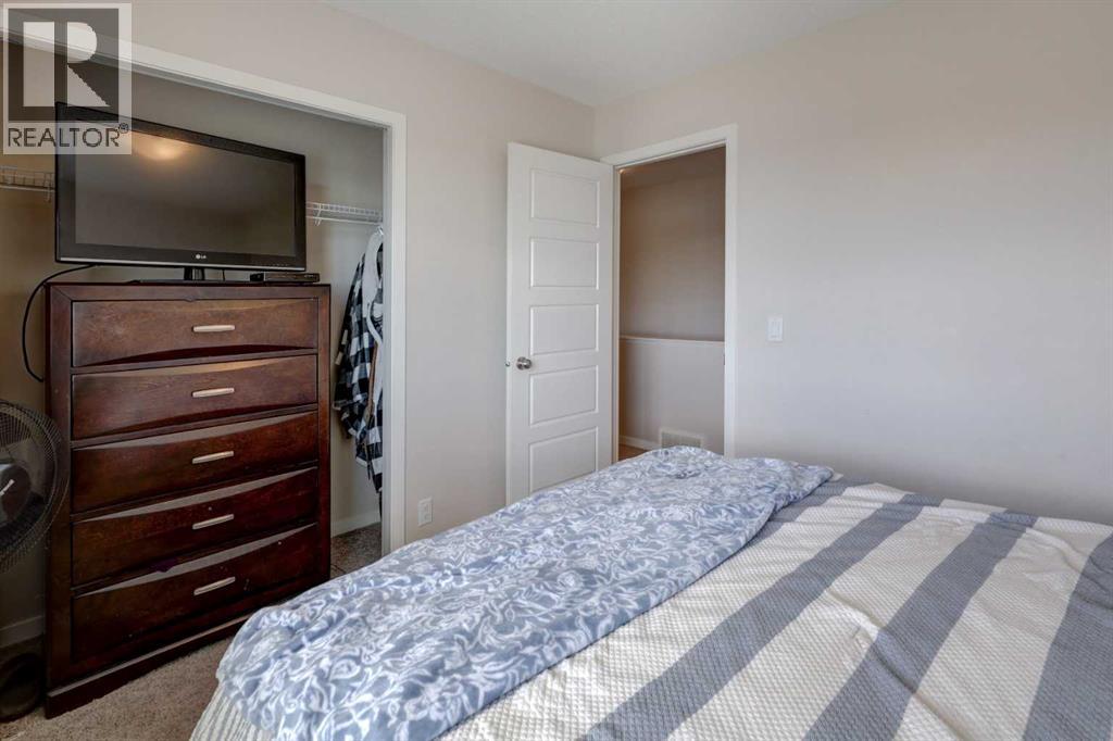 16 Fireside Place, Cochrane
