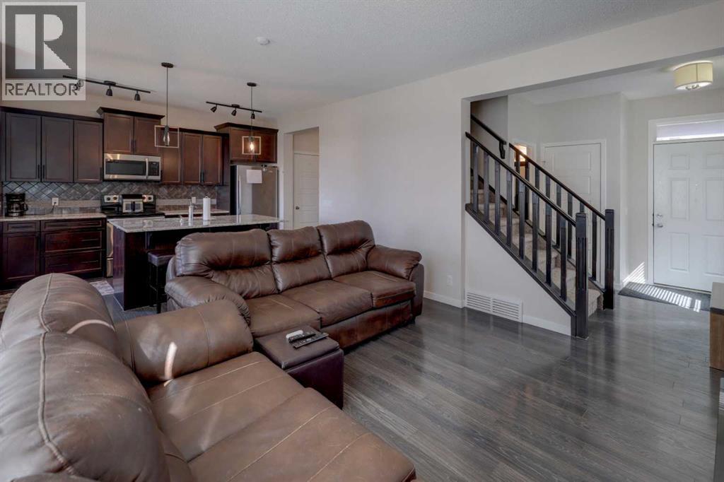 16 Fireside Place, Cochrane
