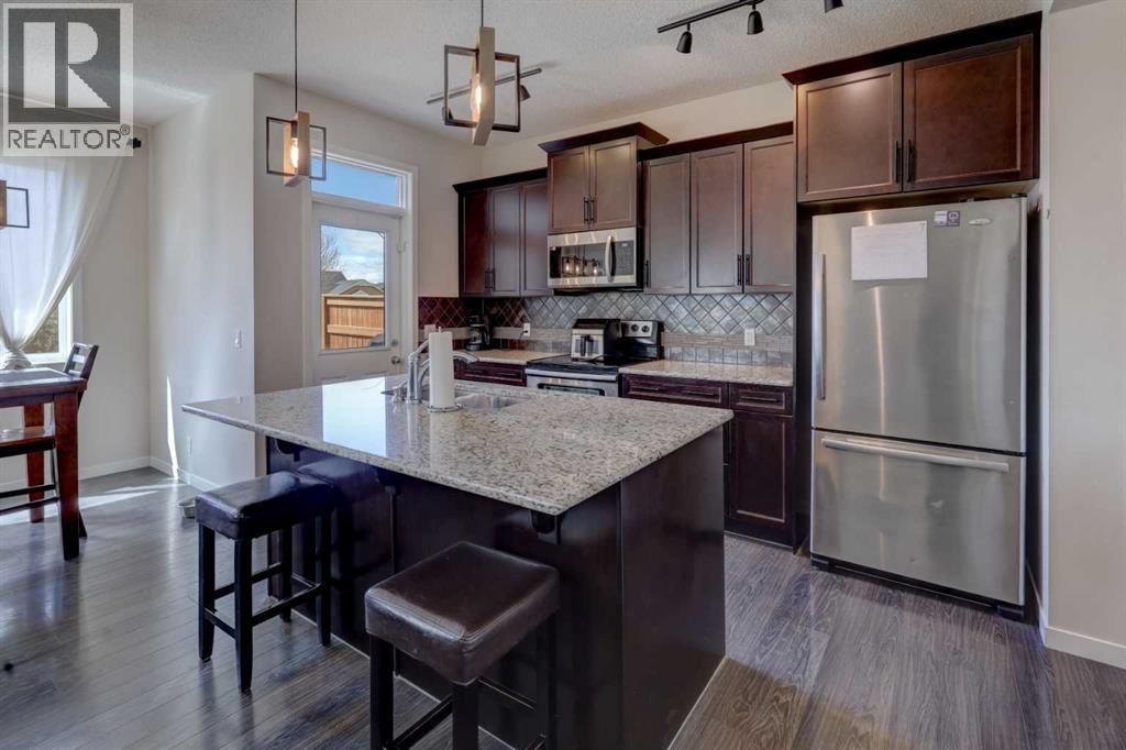 16 Fireside Place, Cochrane