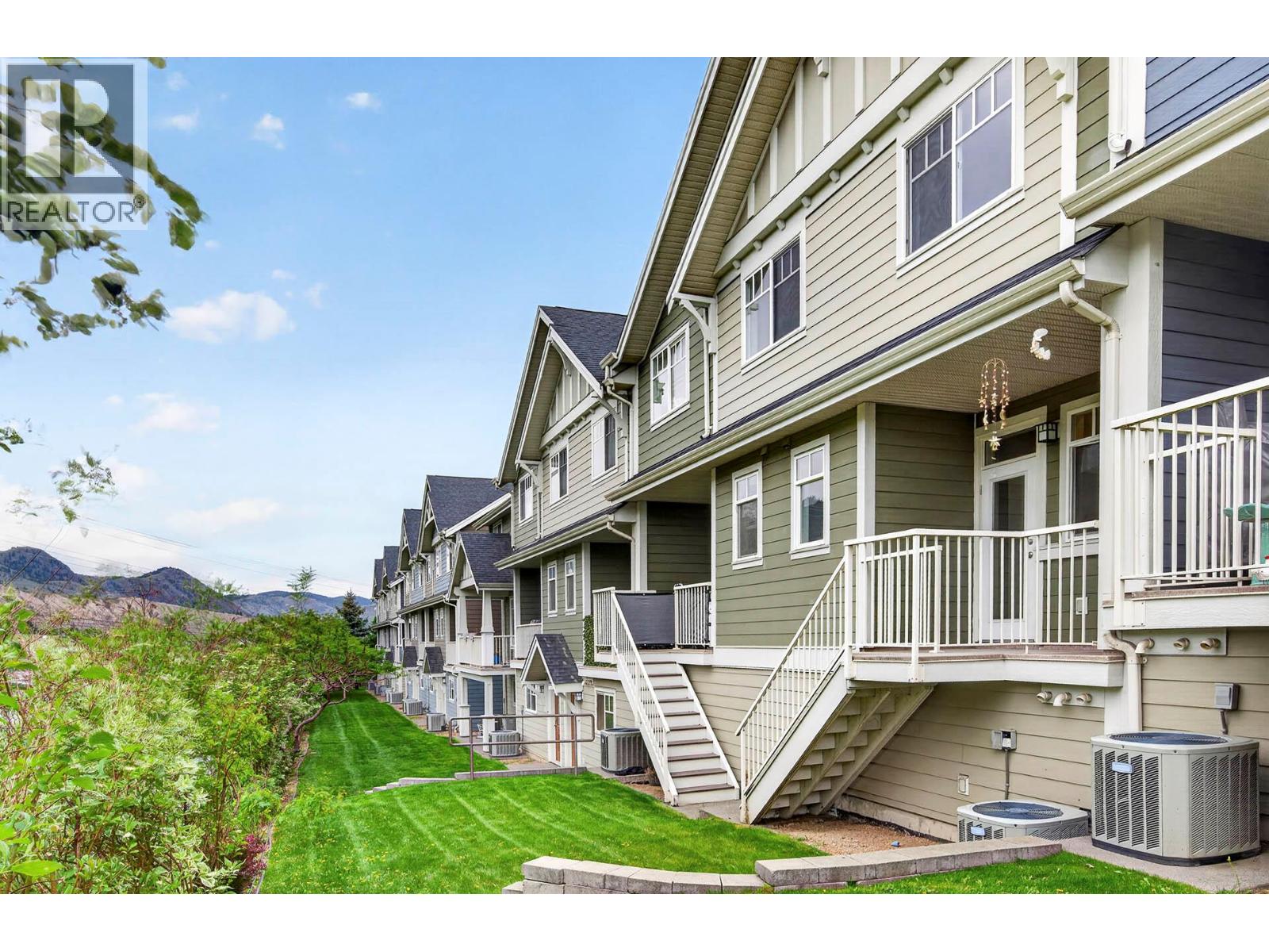 #25 2860 Valleyview Drive - 4