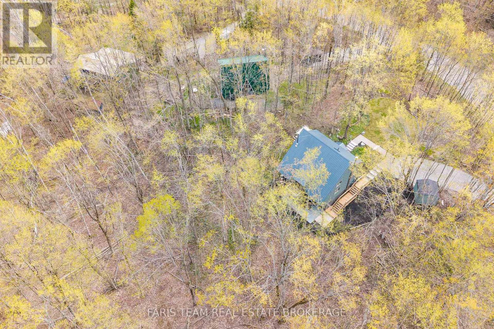 46 HURONWOODS DRIVE - 46